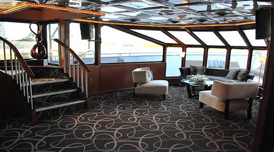 100ft Midnight Sun Luxury Yacht